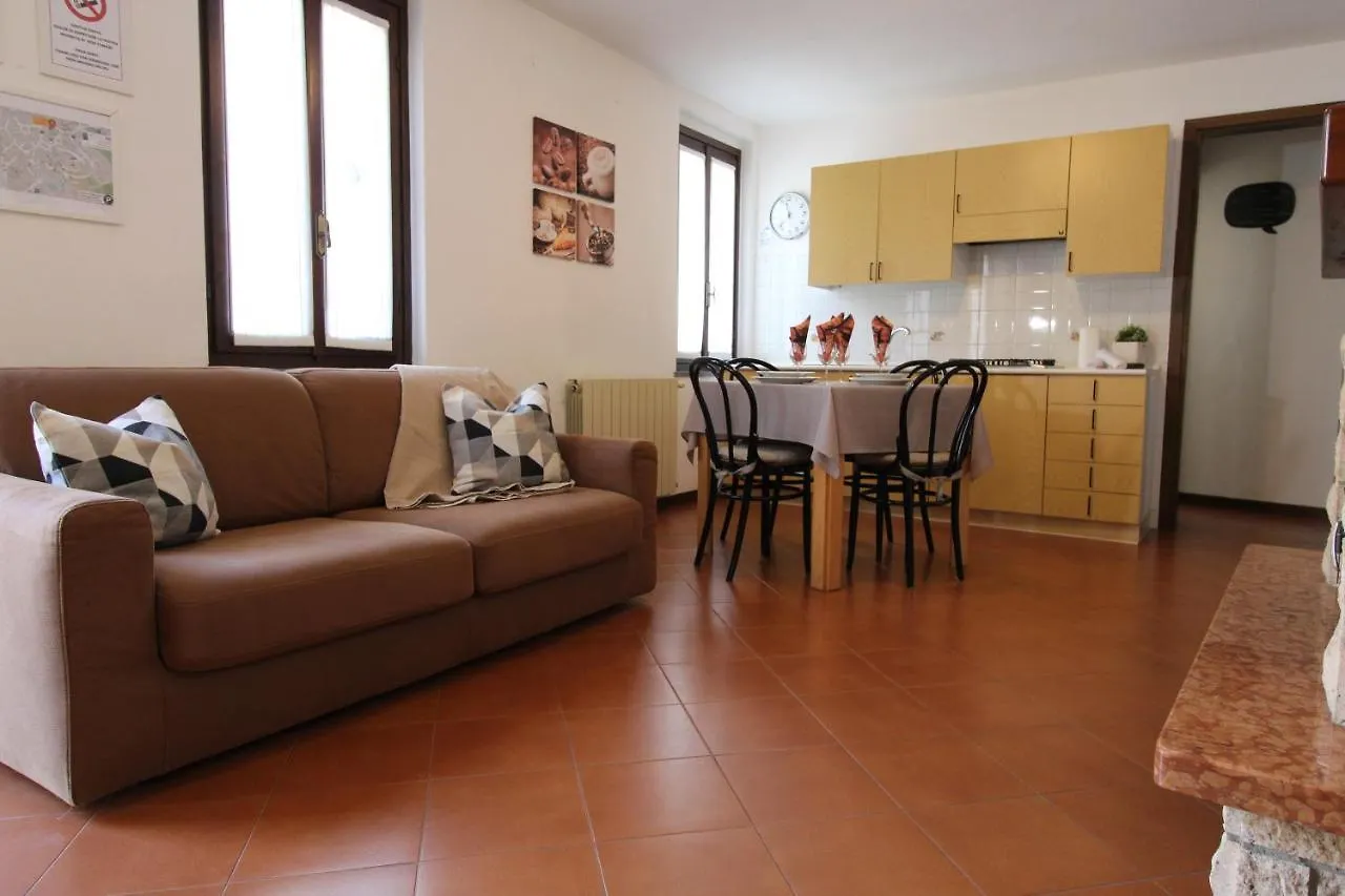 Ca' Marietta al Centro Storico Villa Borno